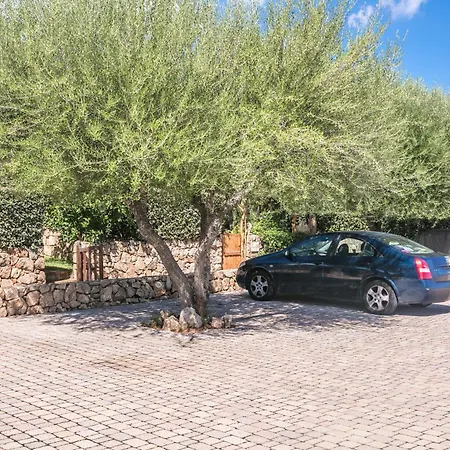 Appartamento Giardini Di Bados B3